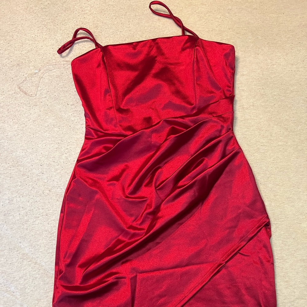 Windsor Wrapped in Satin Mini Dress NWOT - Picture 4 of 8